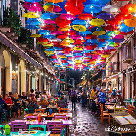 The Civita Apt Town Center Catania Exterior photo