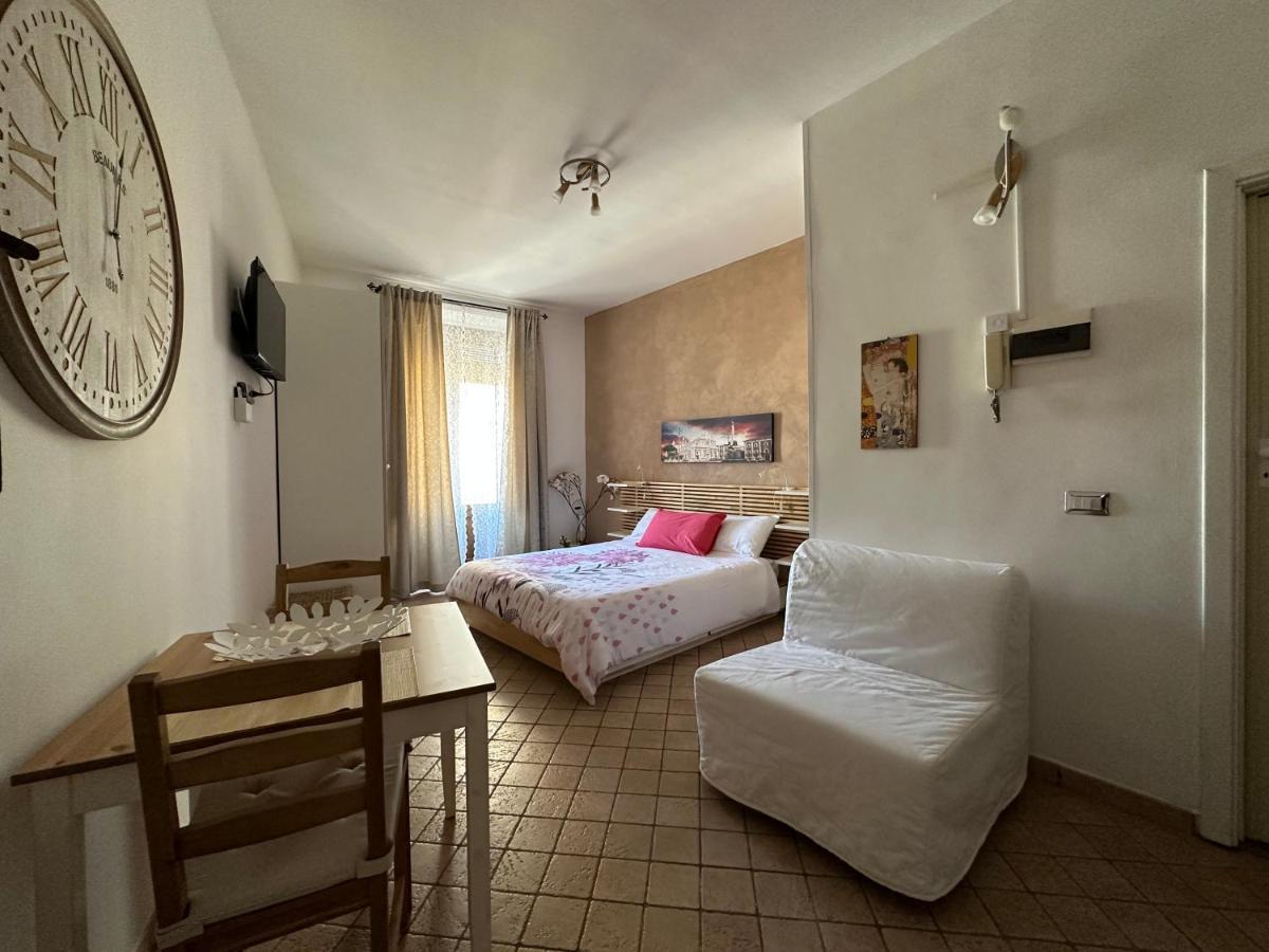 The Civita Apt Town Center Catania Exterior photo