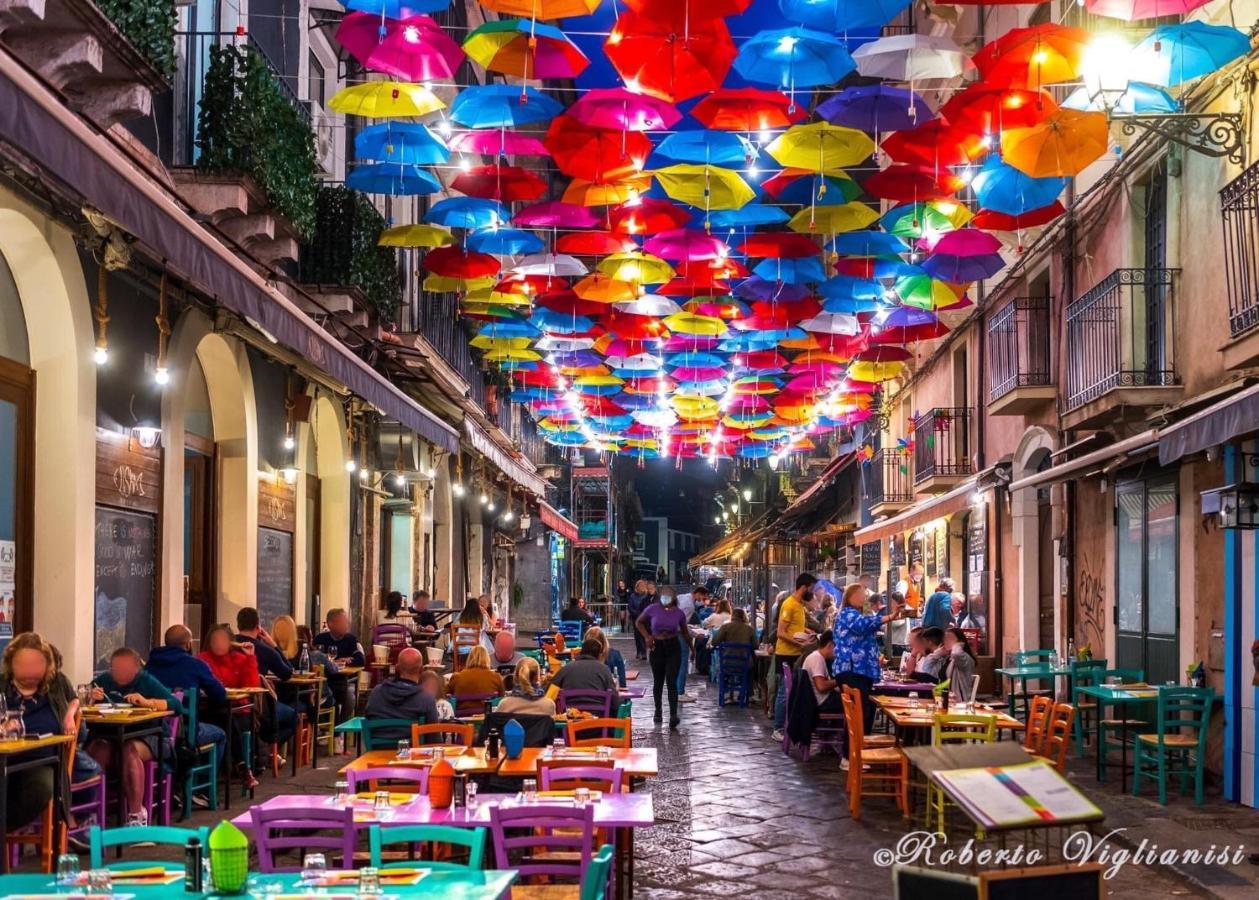 The Civita Apt Town Center Catania Exterior photo